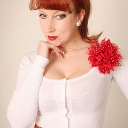 Red XXX in 'Red XXX' Lejaby Pin Up (Thumbnail 1)
